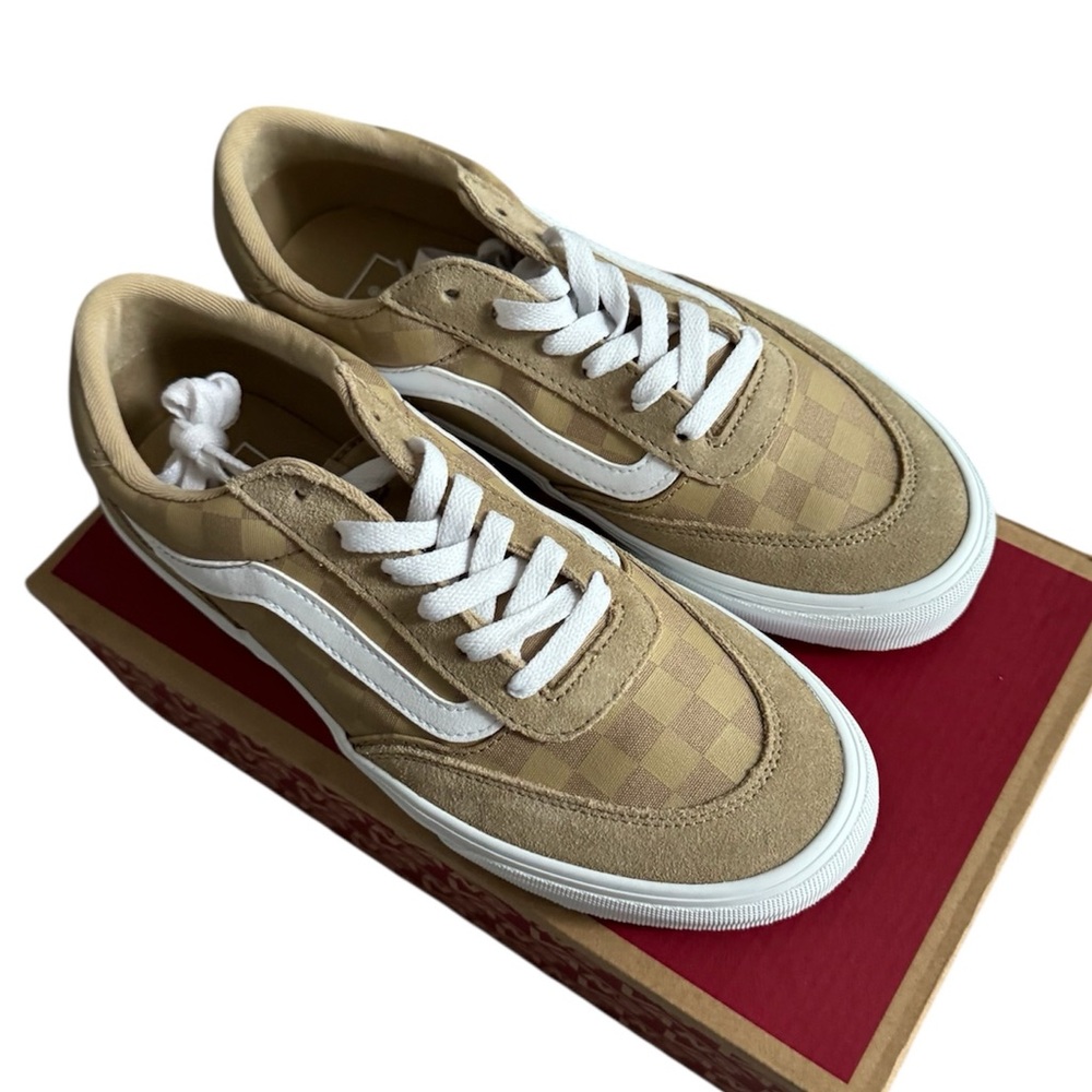 NWB Vans Tan Checkerboard Women’s Shoes